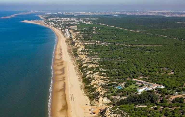 alumnas de prácticas de grado superior de gestión de alojamientos turísticos